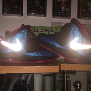 Nike hyperposites Miami Beach color way.